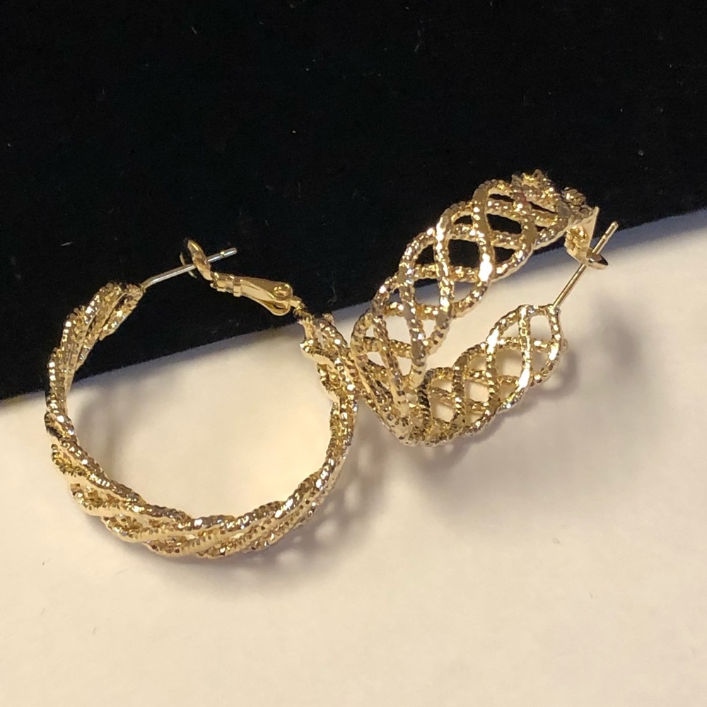 Gold Small Hoop